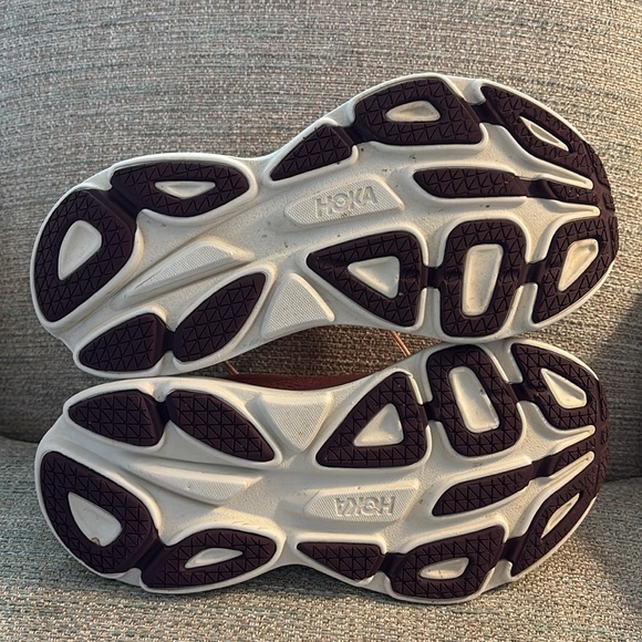 Hoka One One Bondi 8 Maroon Pink Running Walking Gym Shoes Women’s size 7.5 - Picture 8 of 9